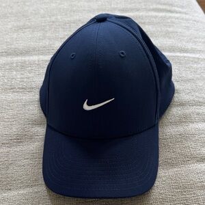 Nike Men's Dark Blue Hat with White Logo